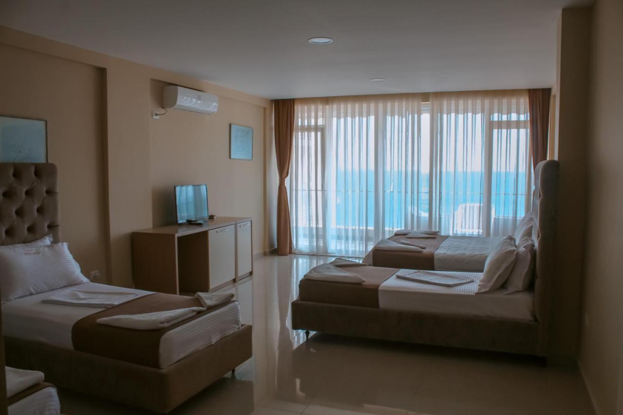 Hotel Frojd - Beach Front Resort Shëngjin المظهر الخارجي الصورة