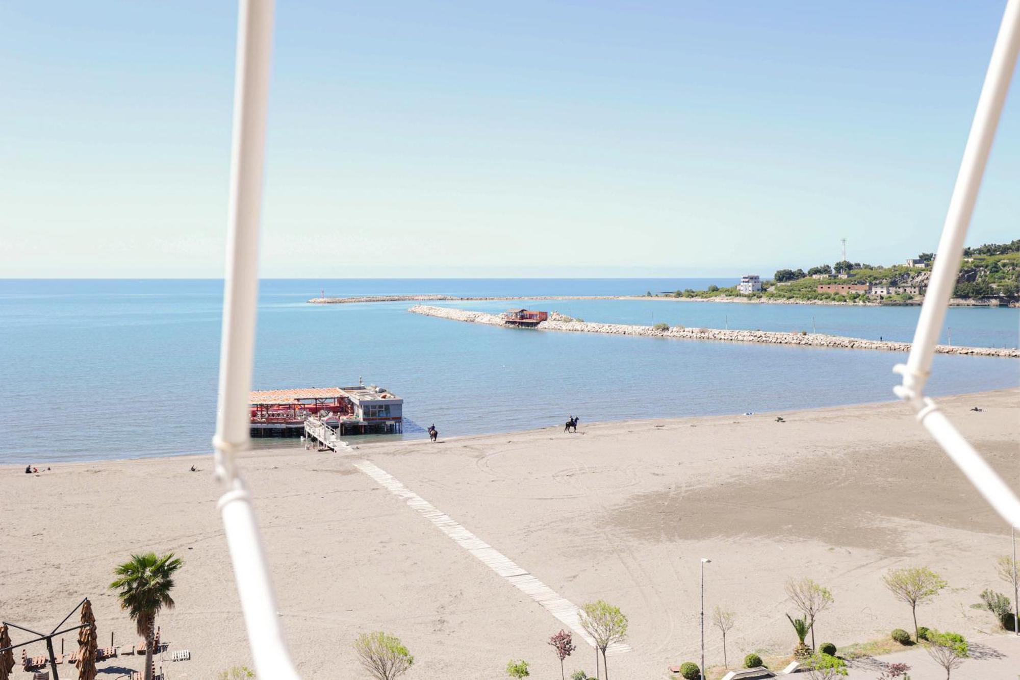 Hotel Frojd - Beach Front Resort Shëngjin المظهر الخارجي الصورة