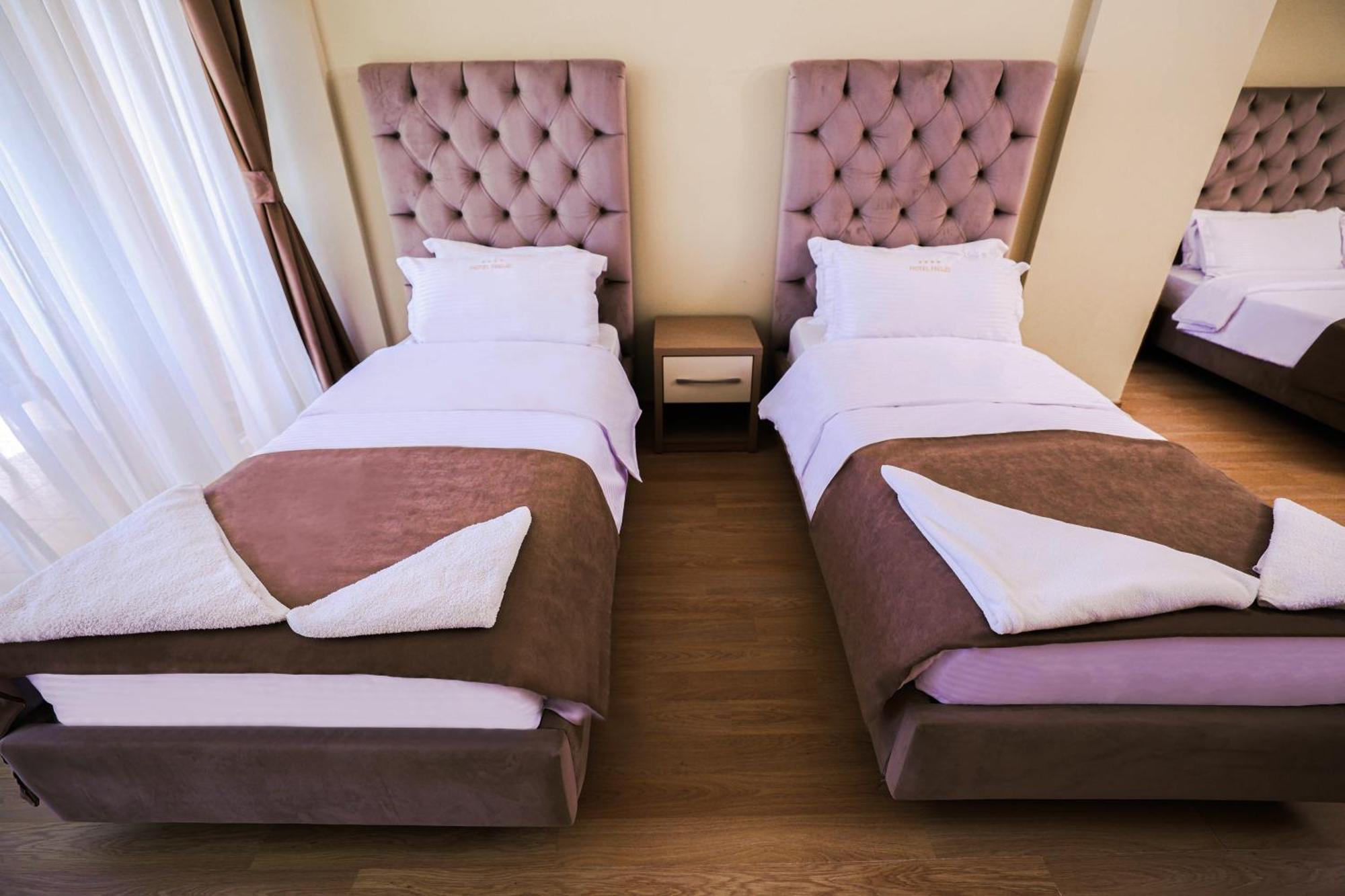 Hotel Frojd - Beach Front Resort Shëngjin المظهر الخارجي الصورة