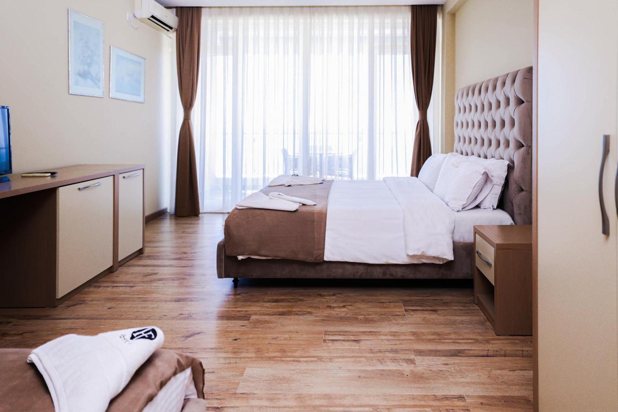 Hotel Frojd - Beach Front Resort Shëngjin المظهر الخارجي الصورة