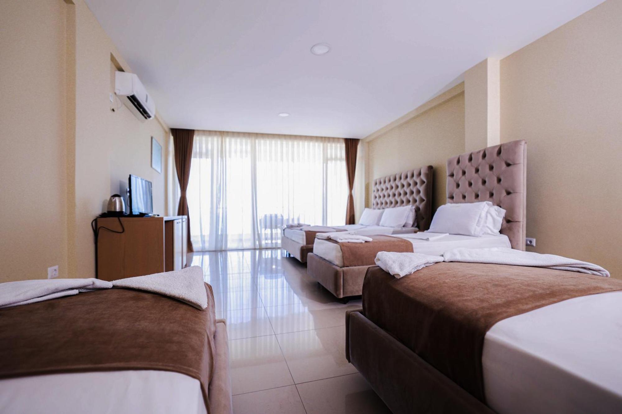 Hotel Frojd - Beach Front Resort Shëngjin المظهر الخارجي الصورة